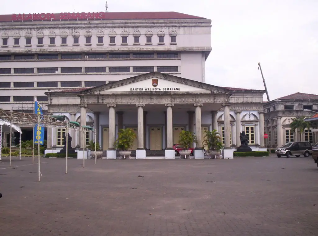 KPK Geledah Kantor Wali Kota Semarang Terkait Kasus Dugaan Gratifikasi Proyek