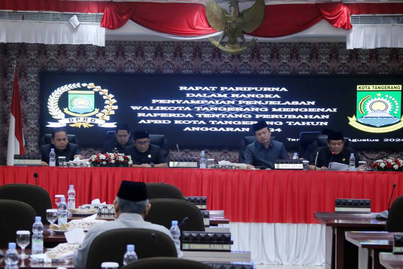 Pj Wali Kota Tangerang Sampaikan Raperda Perubahan APBD 2024 di DPRD