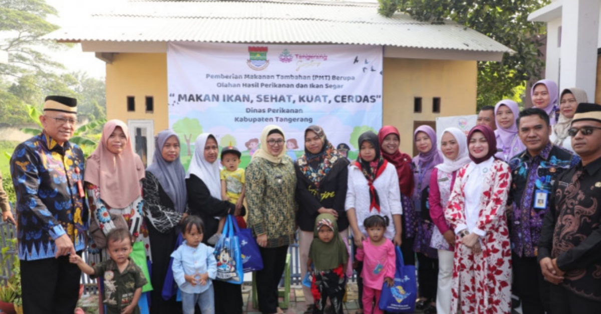 Gerebek Posyandu Desa Caringin Tingkatkan Gizi Balita dan Ibu Hamil Lewat PMT Ikan Segar