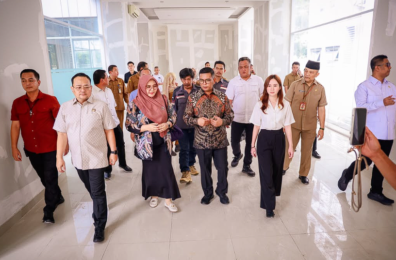 Gubernur Banten Andra Soni Tinjau Revitalisasi Gedung Sekolah Rakyat di Jelupang, Tangsel
