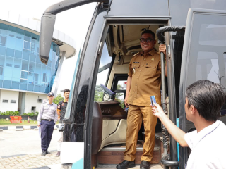 Gubernur Banten Andra Soni Jajal Langsung Trans Banten