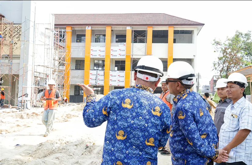Gubernur Banten Andra Soni Tinjau SMA 13, SMA 24, dan Proyek Pembangunan SMA 33 & SMK 16 Kabupaten Tangerang