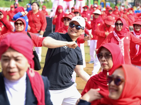 Wagub Banten A. Dimyati Natakusumah Hadiri Senam Gebyar HATERI ke-40 di Tangsel, Tegaskan Pentingnya Kebugaran dan Soliditas Organisasi