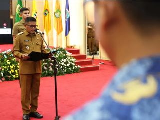 Gubernur Banten Andra Soni Lantik Pejabat Fungsional dan Serahkan SK CPNS IPDN serta PPPK  Slug / URL