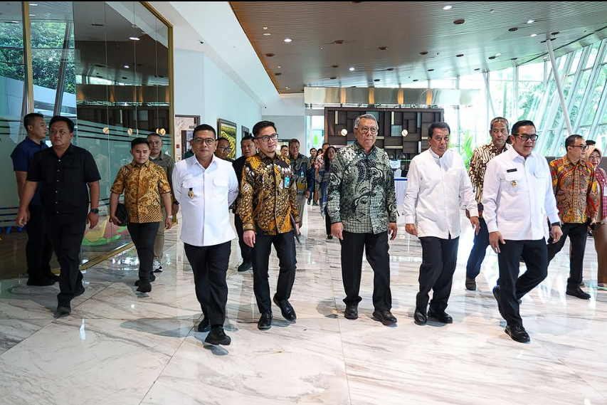 Gubernur Andra Soni Buka Seminar Nasional KEK ETKI Banten