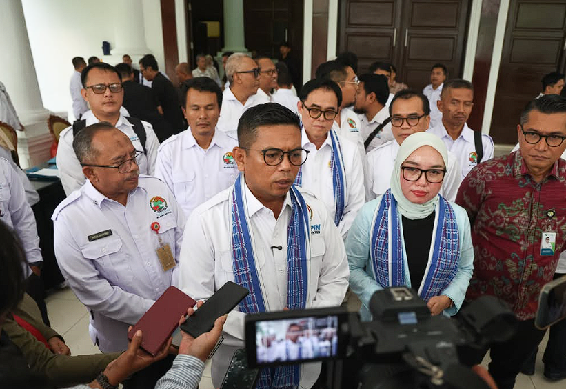 Pengukuhan Dekopinwil Banten 2026–2030, Andra Soni Dorong Koperasi Jadi Motor Ekonomi Kerakyatan