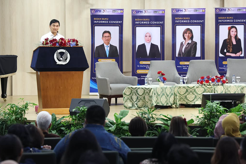 Wagub Banten Apresiasi Buku Informed Consent Karya Akademisi UPH