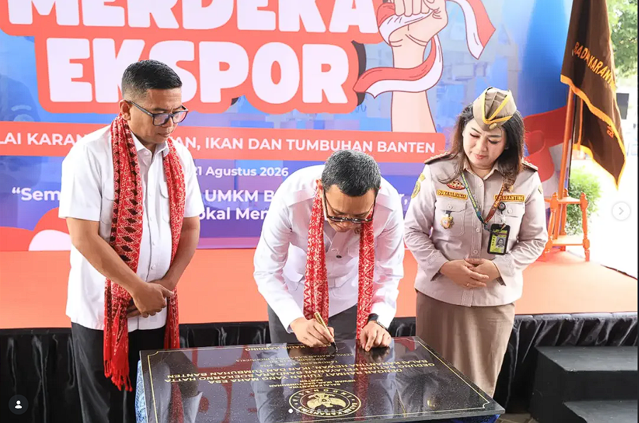 Andra Soni Lepas Ekspor Komoditas Banten Rp40,8 Miliar