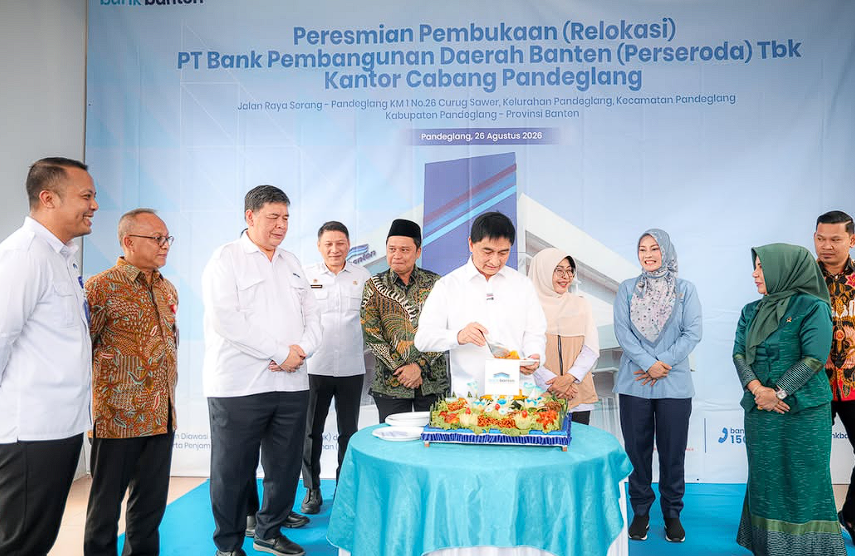 Wagub Dimyati Resmikan Kantor Baru Bank Banten Pandeglang