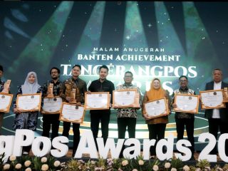 Raih Tangerang Pos Award 2026, Gubernur Banten Andra Soni Sabet The Best Implementative Program