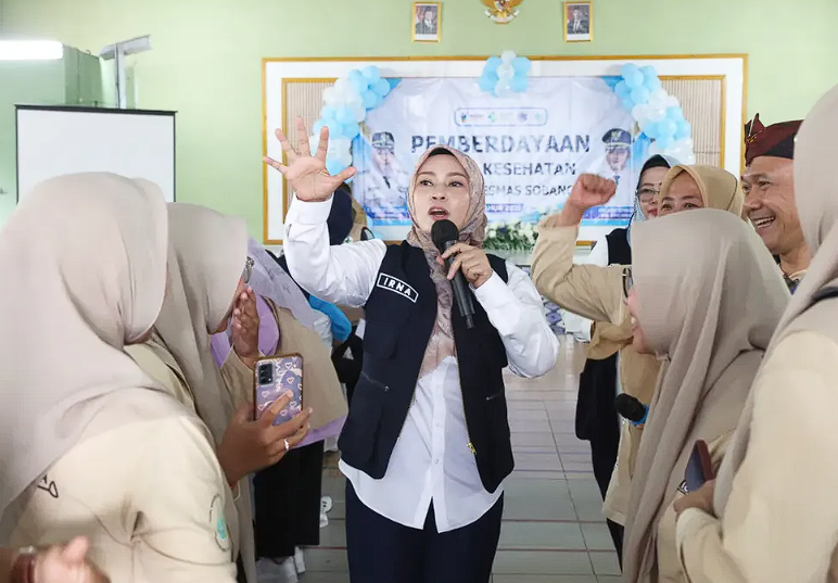 Penguatan Ujung Tombak Pelayanan Masyarakat, Irna Narulita Minta Kader Kesehatan Pandeglang Kawal 9 Tatanan KKS dan Tekan Stunting
