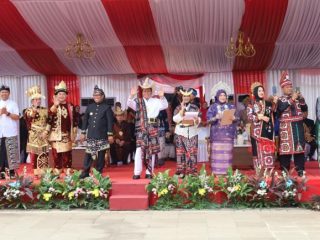Semarak Puncak Hari Jadi ke-394 Kabupaten Tangerang, Defile Parade Budaya OPD Tampilkan Kebhinekaan Nusantara